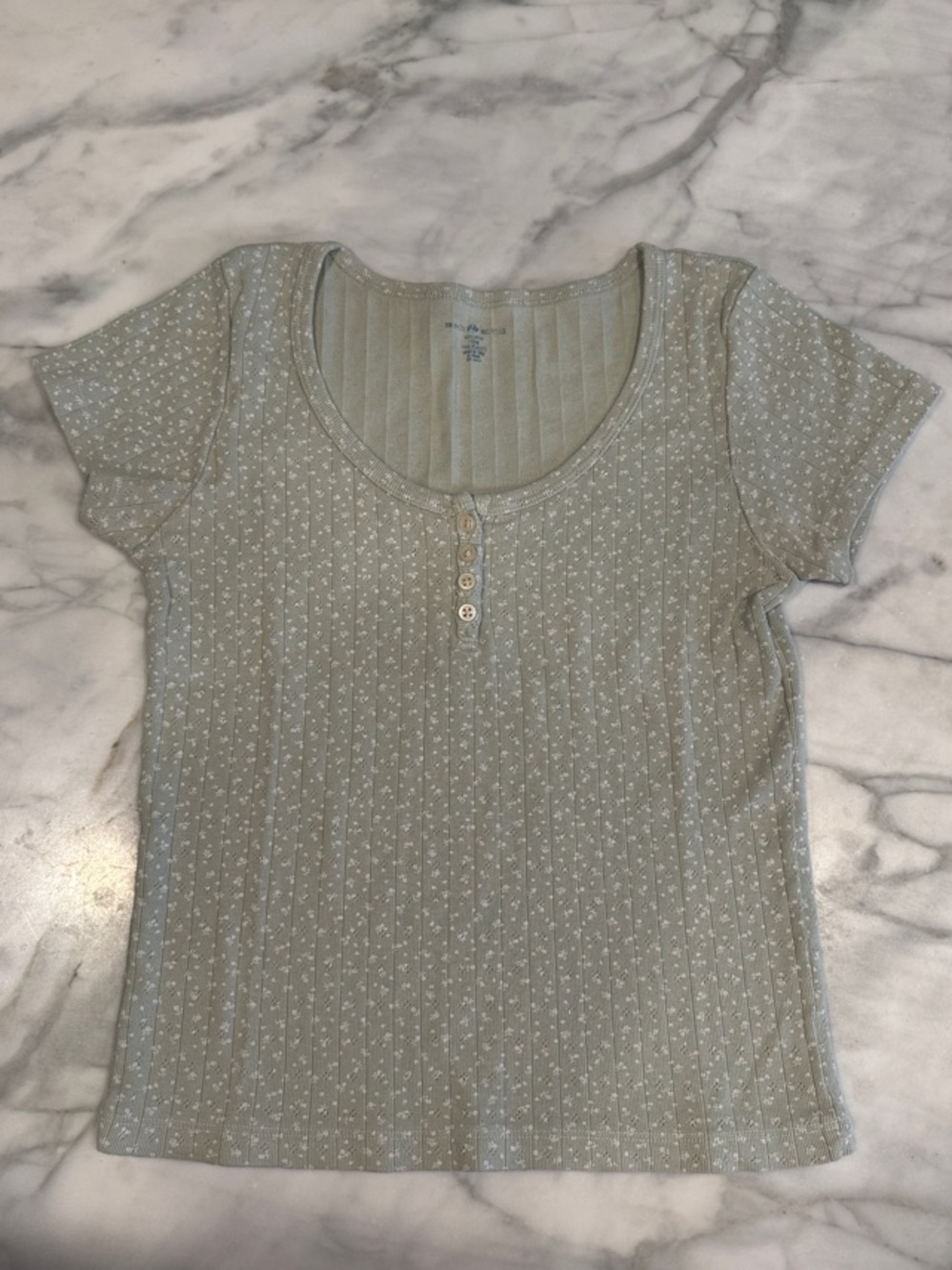 Brandy Melville Scoop Neck Short Sleeve Top in Sage Green